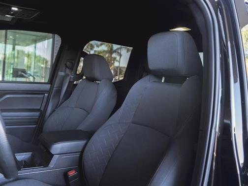 2025 Toyota Tacoma SR