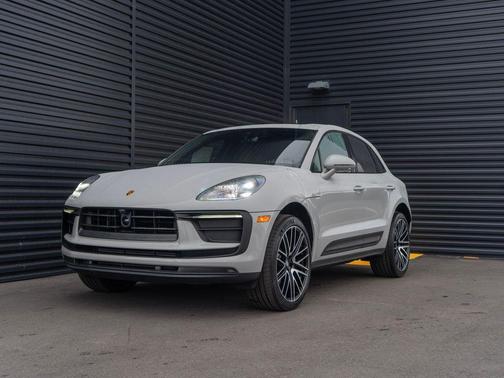 2026 Porsche Macan 
