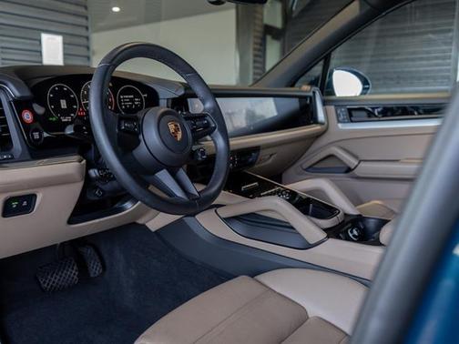 2025 Porsche Cayenne Cayenne