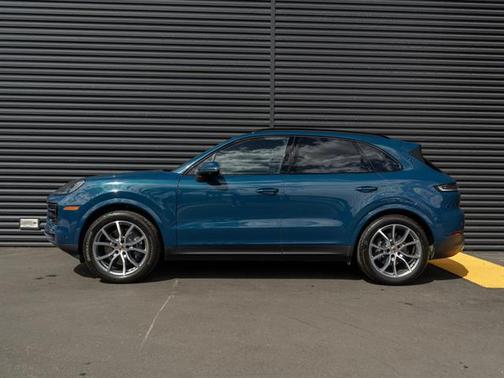 2025 Porsche Cayenne Cayenne