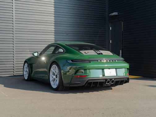 2024 Porsche 911 S/T