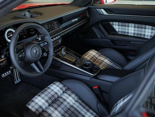 2025 Porsche 911 Turbo