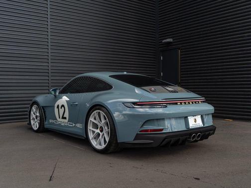 2024 Porsche 911 S/T