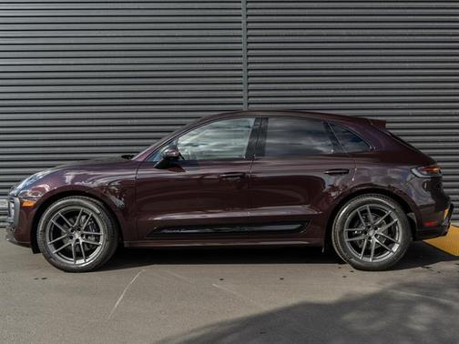 2025 Porsche Macan AWD