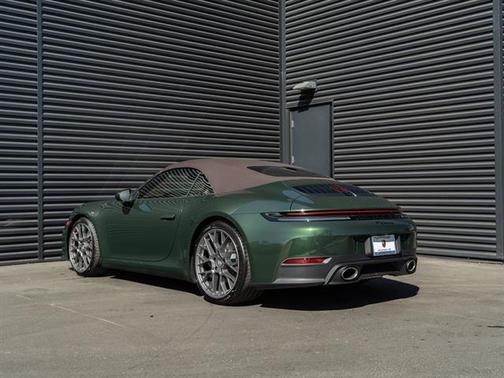 2026 Porsche 911 Carrera