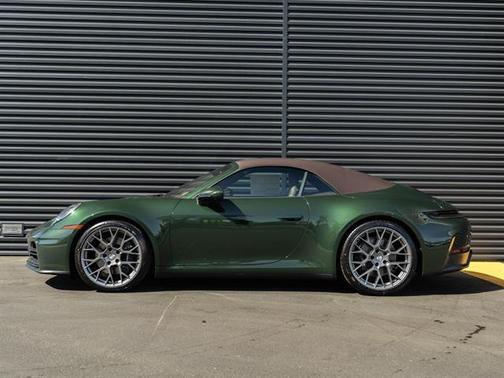 2026 Porsche 911 Carrera