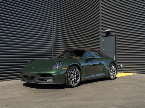 2026 Porsche 911 Carrera