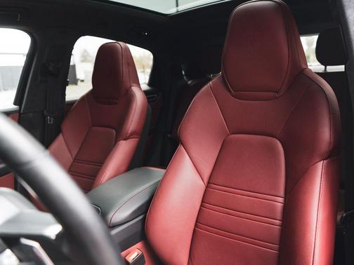 2023 Porsche Cayenne GTS