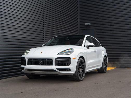 2023 Porsche Cayenne GTS