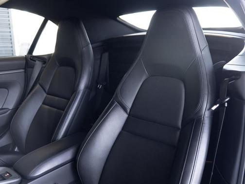 2023 Porsche 911 Carrera S