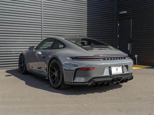 2025 Porsche 911 GT3 w/Touring Package