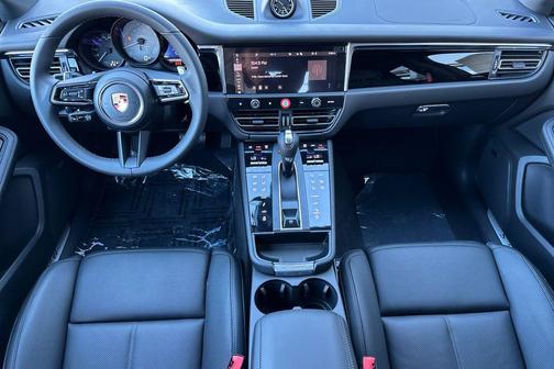Jet Black 2026 Porsche Macan Macan