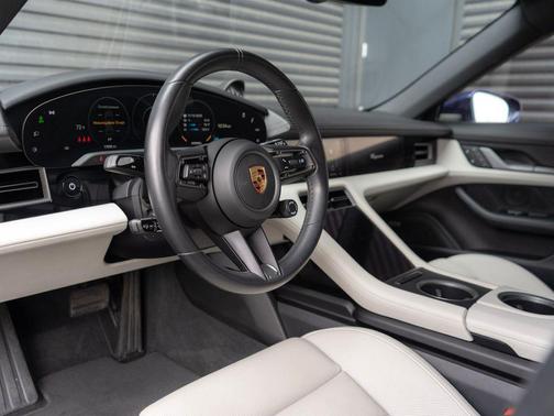 2022 Porsche Taycan 4S