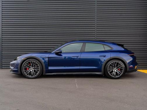 2022 Porsche Taycan 4S