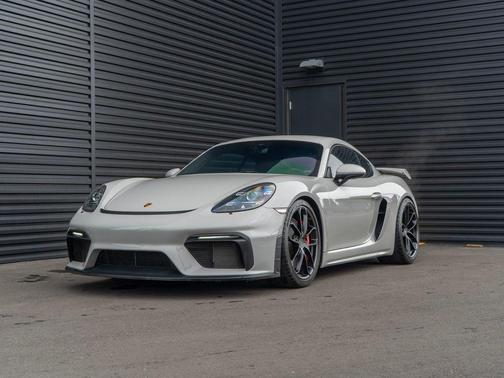 2021 Porsche 718 Cayman GT4