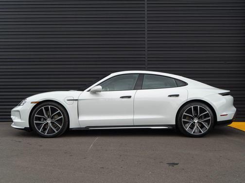 2026 Porsche Taycan 4