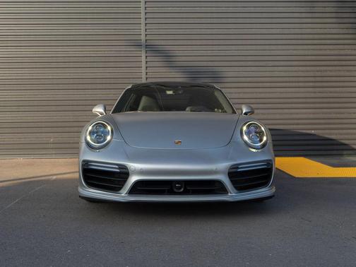 2017 Porsche 911 Turbo S