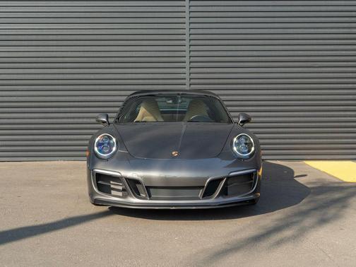 2017 Porsche 911 Targa 4 GTS