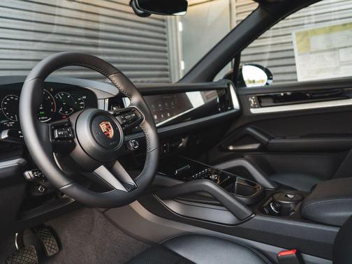 2026 Porsche Cayenne Cayenne E-Hybrid