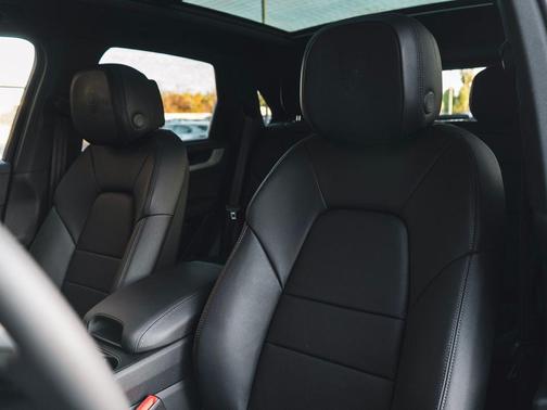 2026 Porsche Cayenne Cayenne E-Hybrid