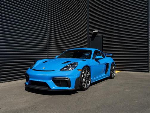 2025 Porsche 718 Cayman GT4 RS