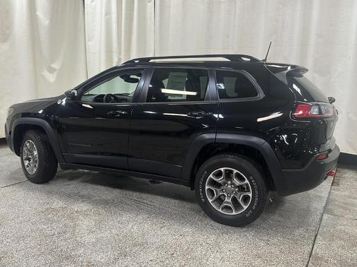 2022 Jeep Cherokee Trailhawk