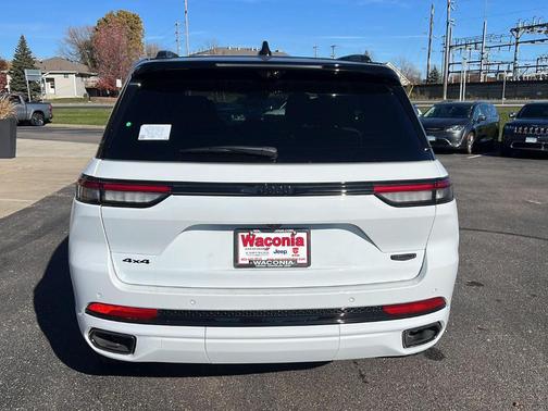 2025 Jeep Grand Cherokee Summit