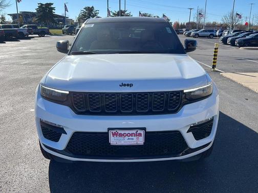 2025 Jeep Grand Cherokee Summit