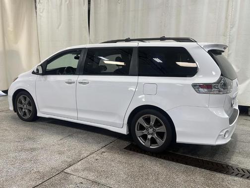 2017 Toyota Sienna SE Premium
