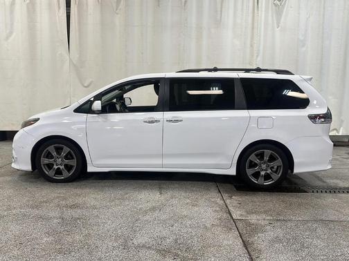 2017 Toyota Sienna SE Premium