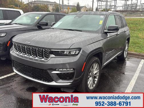 2022 Jeep Grand Cherokee Summit