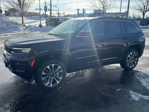 2025 Jeep Grand Cherokee Overland