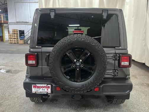 2021 Jeep Wrangler Unlimited Sahara Altitude