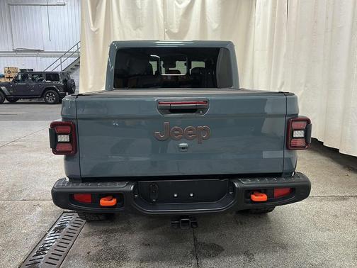 2024 Jeep Gladiator Mojave X