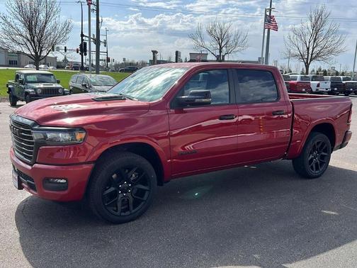 Molten Red Pearlcoat 2026 RAM 1500 Laramie