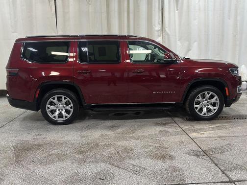 2022 Jeep Wagoneer Series II