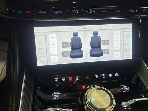 2022 Jeep Grand Wagoneer Series II