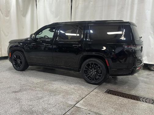 2022 Jeep Grand Wagoneer Series II