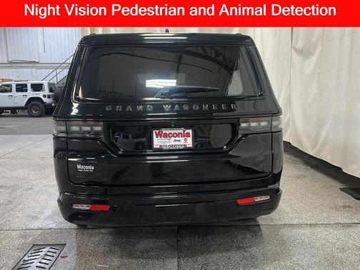 2022 Jeep Grand Wagoneer Series II