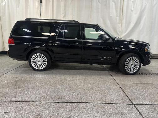 2016 Lincoln Navigator L Select