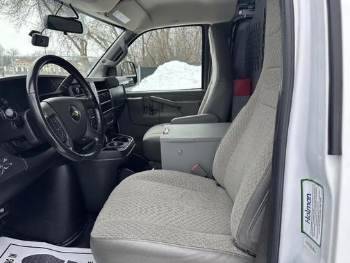 2022 Chevrolet Express 2500 Work Van