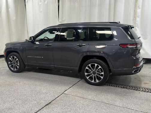 2022 Jeep Grand Cherokee L Overland