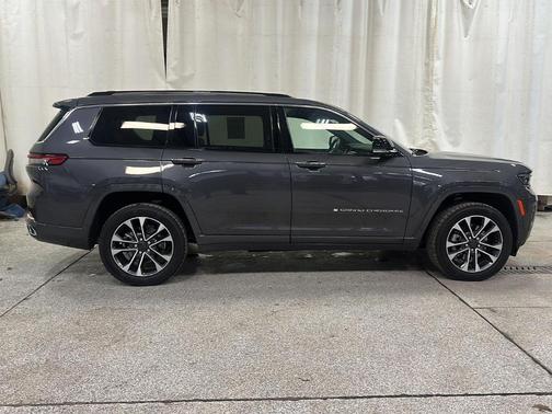 2022 Jeep Grand Cherokee L Overland