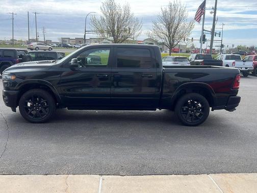 Diamond Black 2026 RAM 1500 Laramie