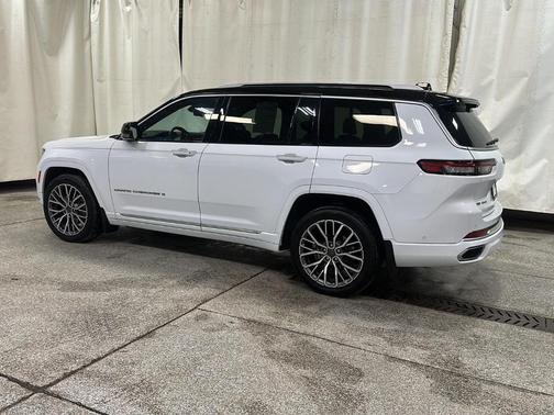 2023 Jeep Grand Cherokee L Summit