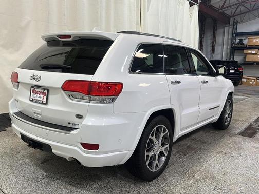2020 Jeep Grand Cherokee Overland