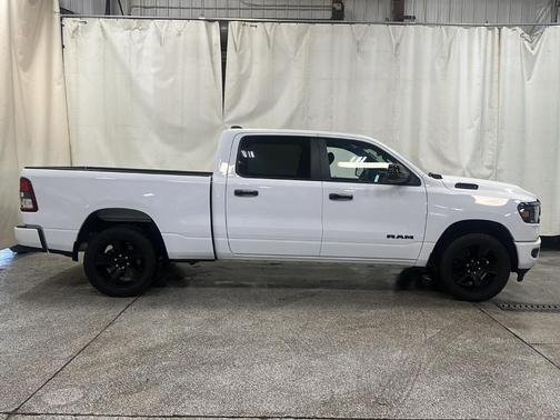 Bright White Clearcoat 2023 RAM 1500 Big Horn