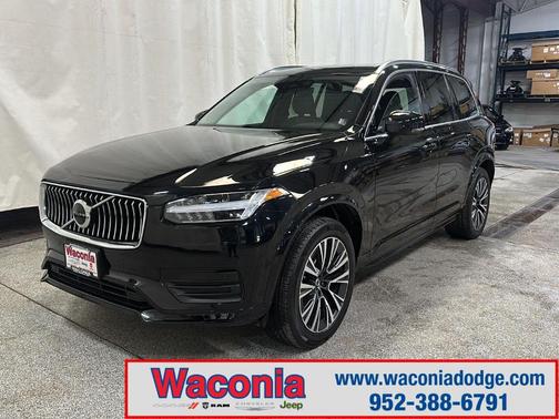 2020 Volvo XC90 T6 Momentum 7 Passenger