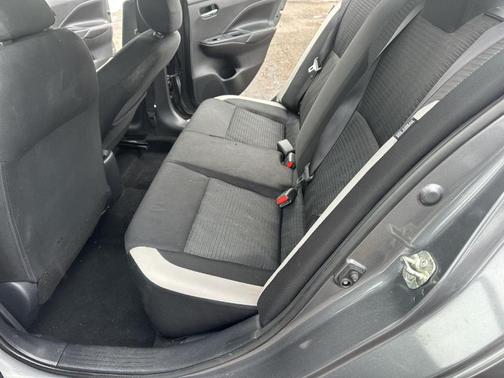 2020 Nissan Versa 1.6 SV