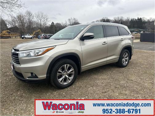 Creme Brulee Mica 2015 Toyota Highlander XLE